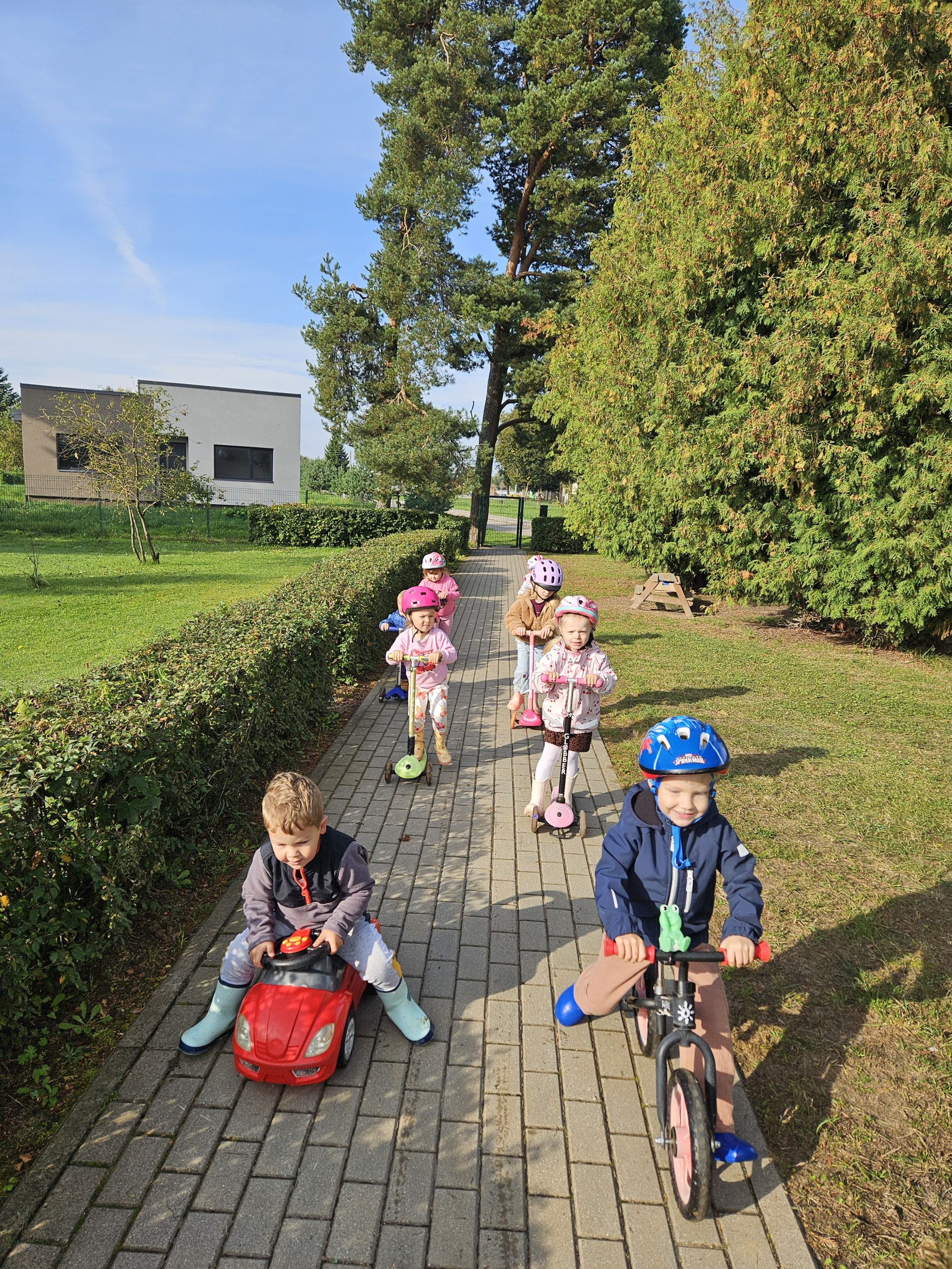 1000008255